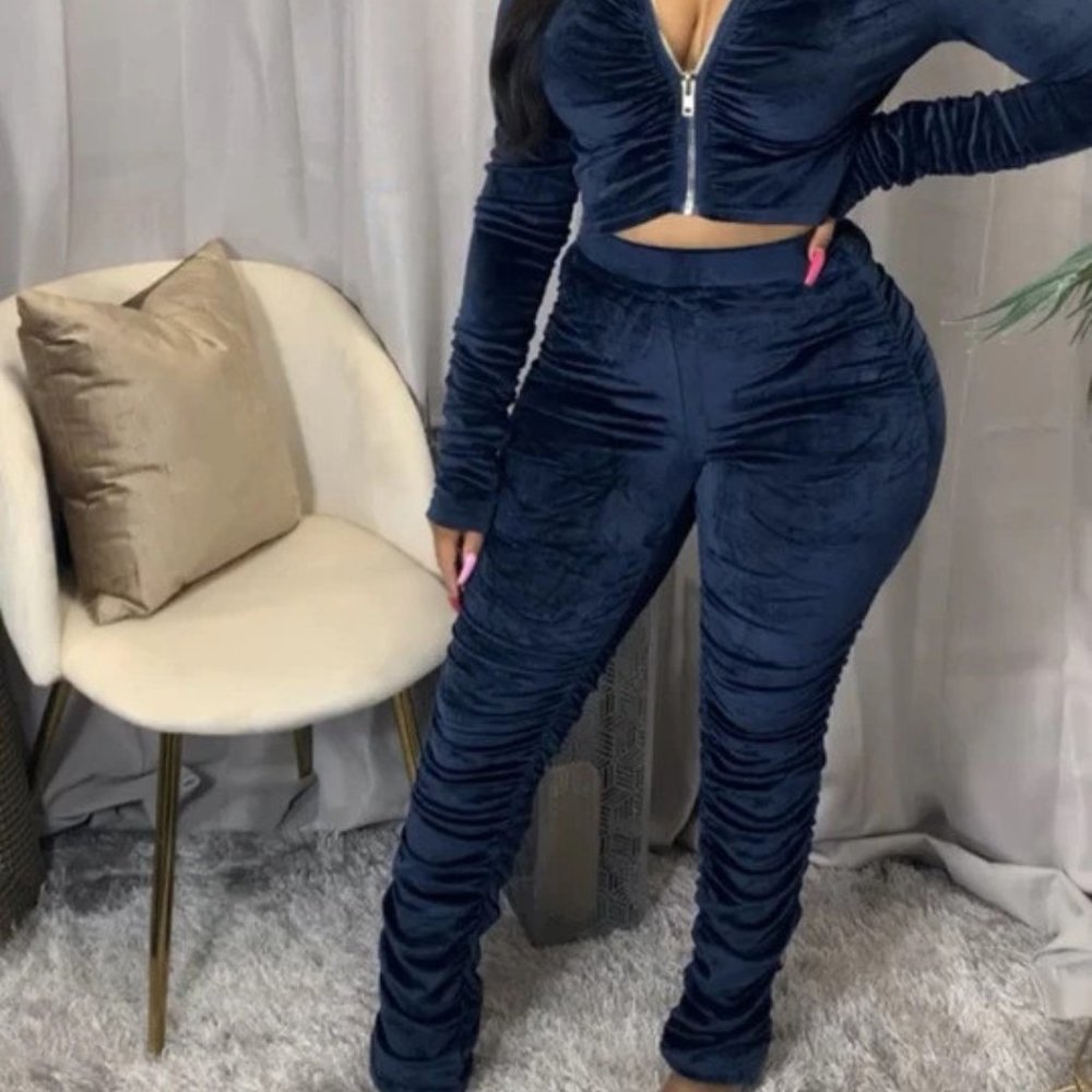 Just In Time For Fall Two Piece Pants Set - Picture 3 of 3